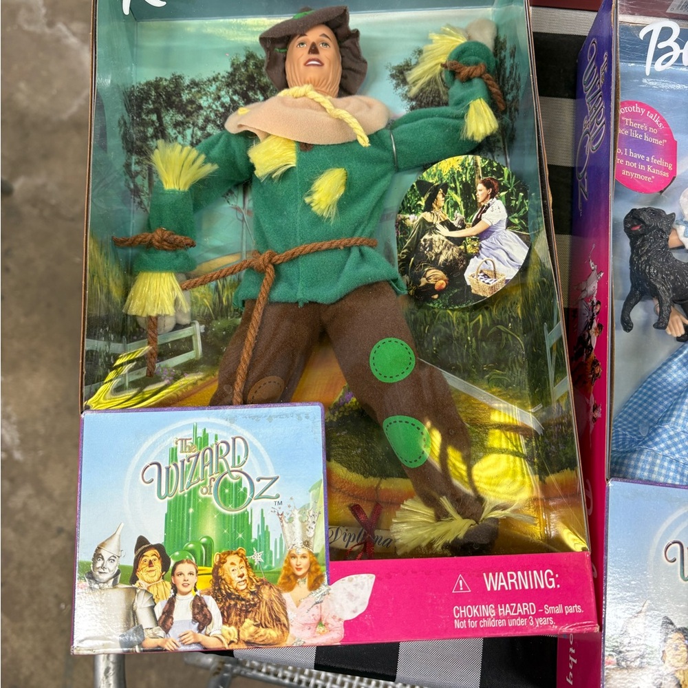 Wizard of Oz Scarecrow Ken Figure - Green and Brown